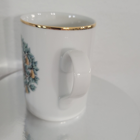 Avon 12 Days of Christmas Partridge in a Pear Tree Coffee Mug Tea Cup - Picture 4 of 8